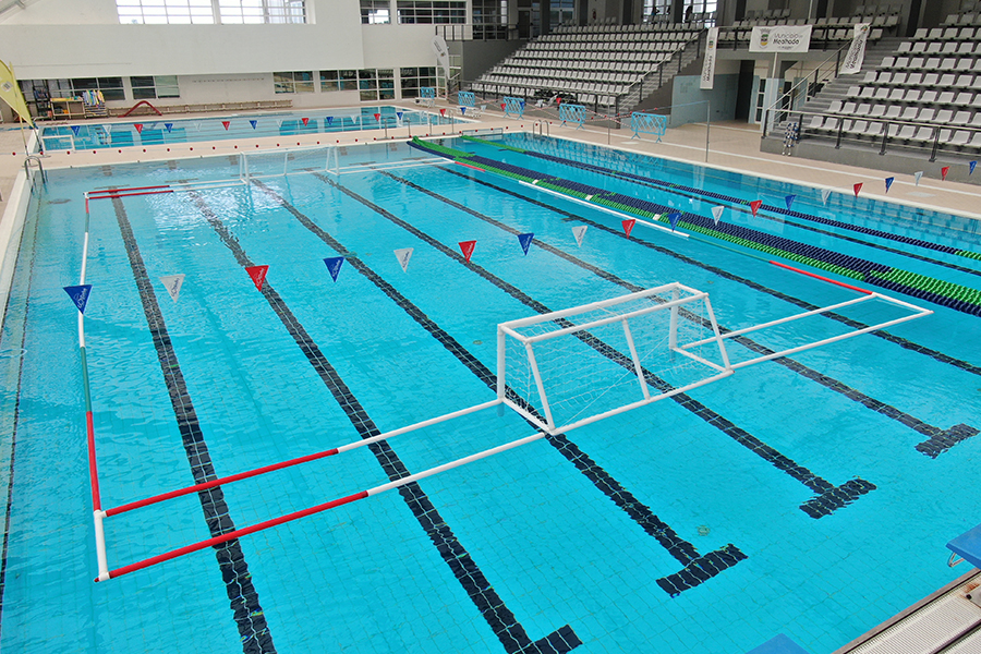 
"Golfinho"Inflatable Portable Water Polo Field w/250cm Goals