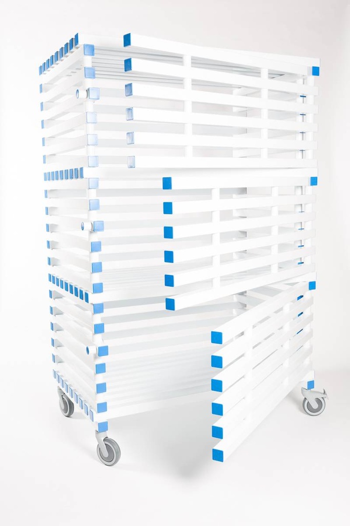 CLOSED CABINET - 3 LEVELS 